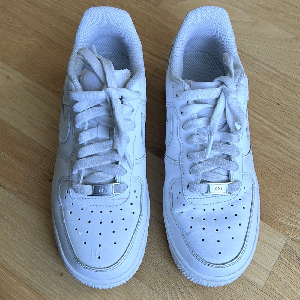 Nike Air Force 1 ‘07.  Women’s sz 5.5